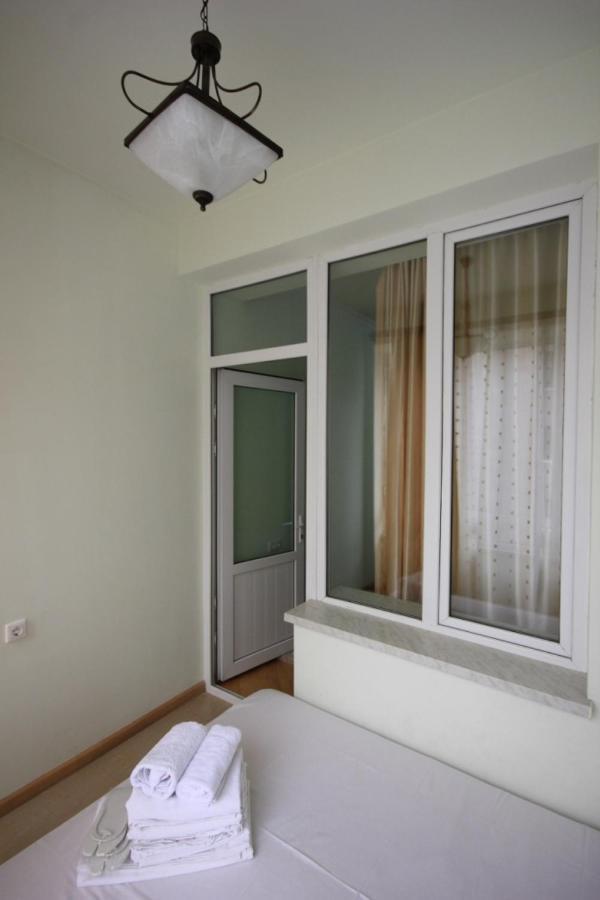 Rent Inn Yerevan On North Avenue Luaran gambar