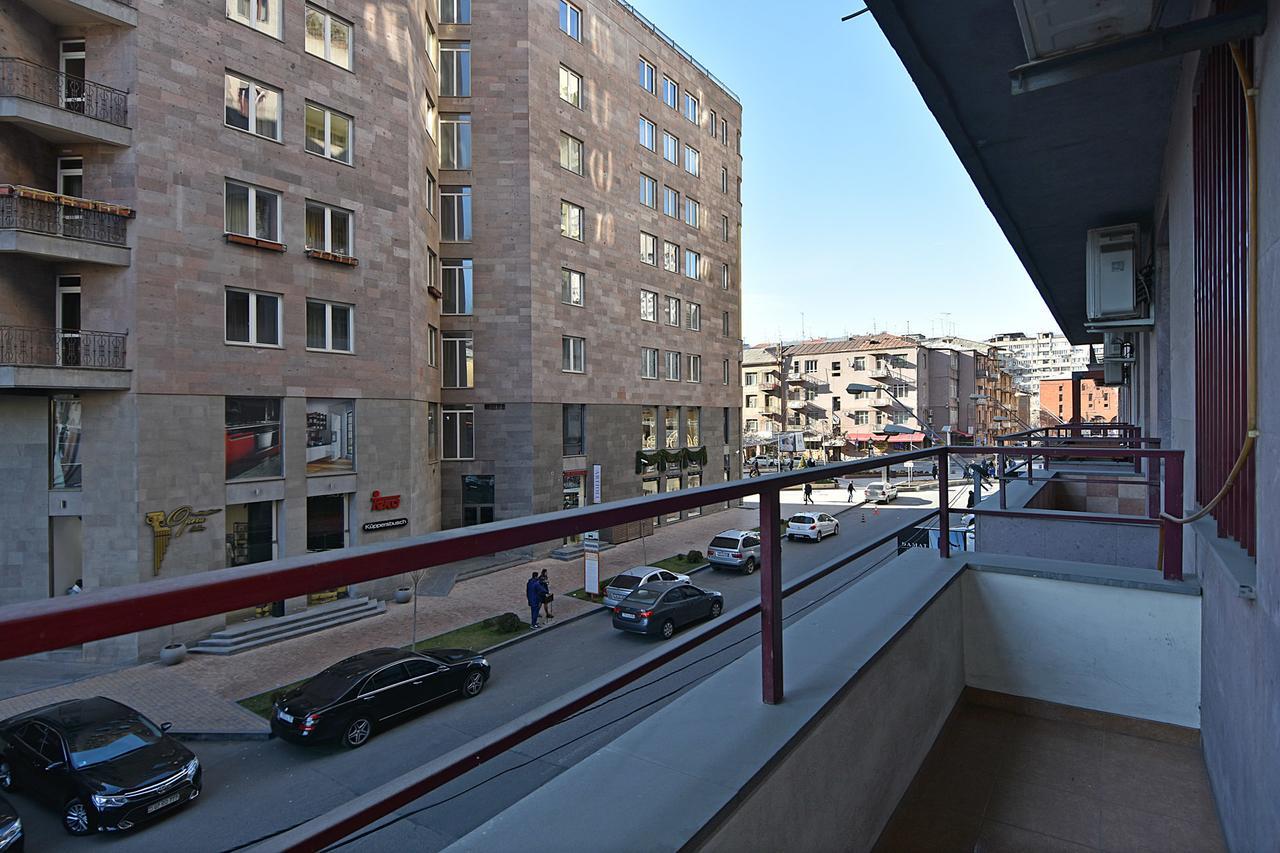 Rent Inn Yerevan On North Avenue Luaran gambar