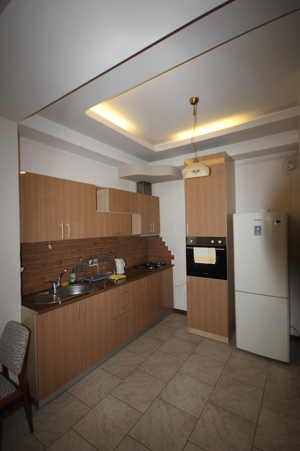 Rent Inn Yerevan On North Avenue Luaran gambar
