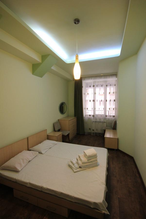 Rent Inn Yerevan On North Avenue Luaran gambar