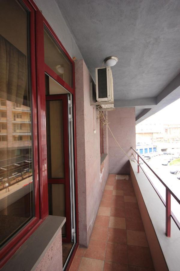 Rent Inn Yerevan On North Avenue Luaran gambar